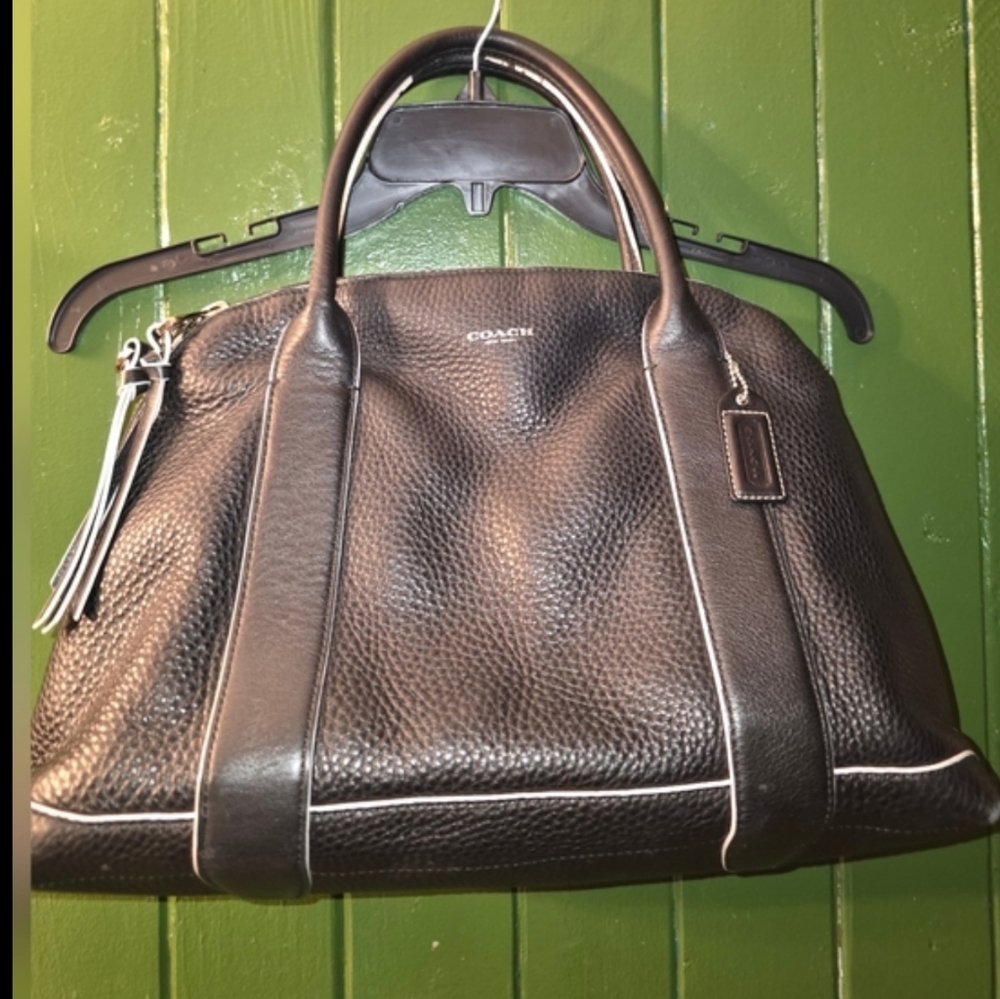 COACH Bleecker Satchel w White Piping